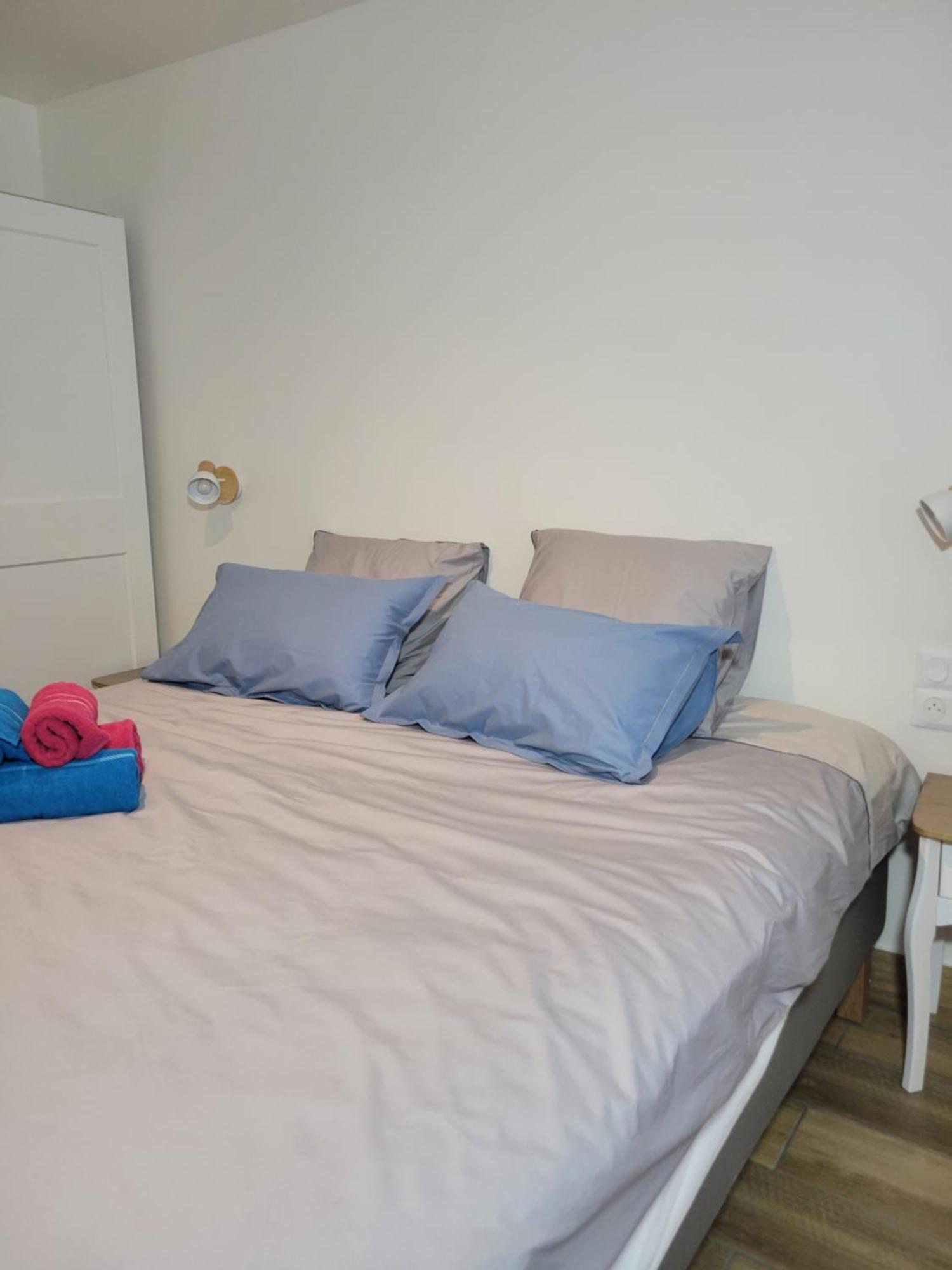 Amazing Apartment A Stone'S Throw From The City Of Lights - Paris Clichy Exterior foto